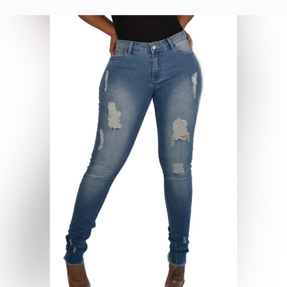 Taboo  Denim Ripped Distressed Fray Hem Blue Skinny Jeans Size 9 Juniors